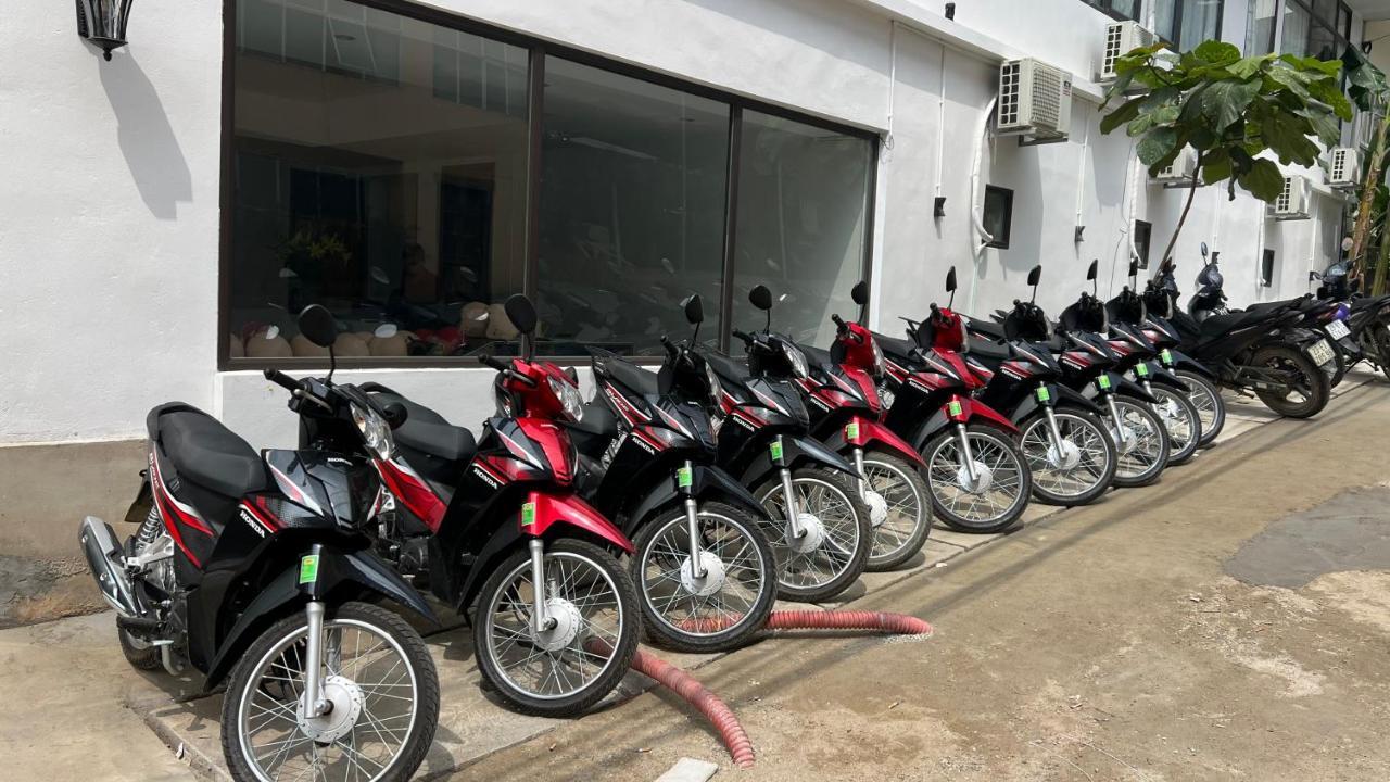 Ha Giang Lotus Hostel Motorbikes Tours Exterior foto